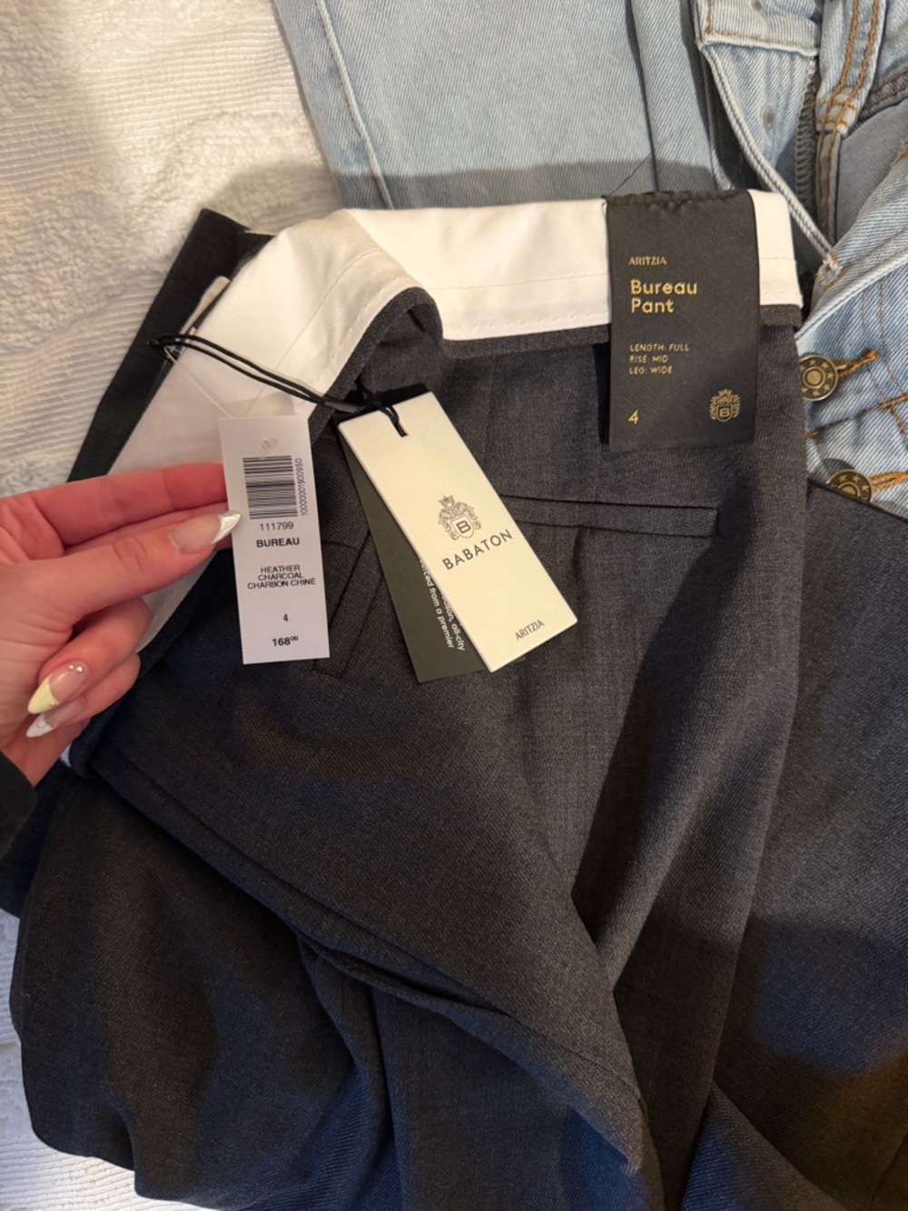 Aritzia Babaton Bureau Pant in Charcoal Gray